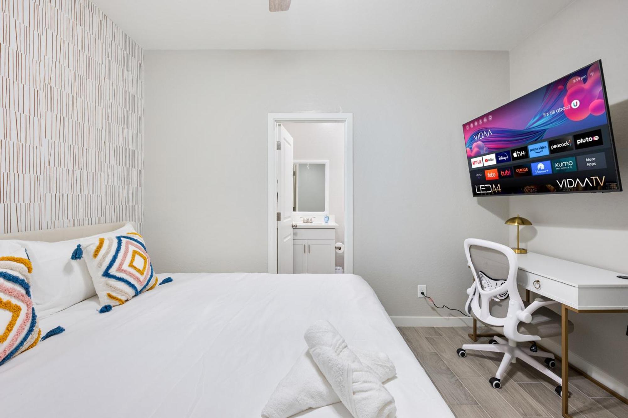 Relax In A Two Bedroom Two Bath With Free Parking And Premium Beds Glendale Buitenkant foto